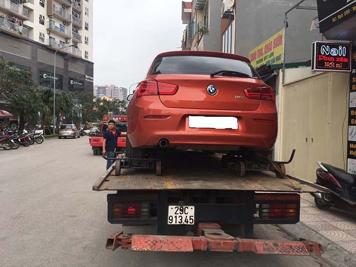 Click image for larger version

Name:	BMW2.jpg
Views:	15
Size:	90.2 KB
ID:	4080